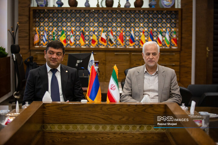 شهردار اصفهان: آماده به اشتراک گذاشتن تجارب و دانش فنی با شهرداری «کاپان» هستیم
