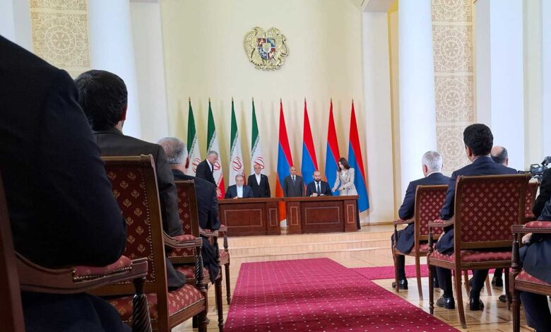 امضای یک بیانیه مشترک و ۱۰ سند همکاری میان ایران و ارمنستان