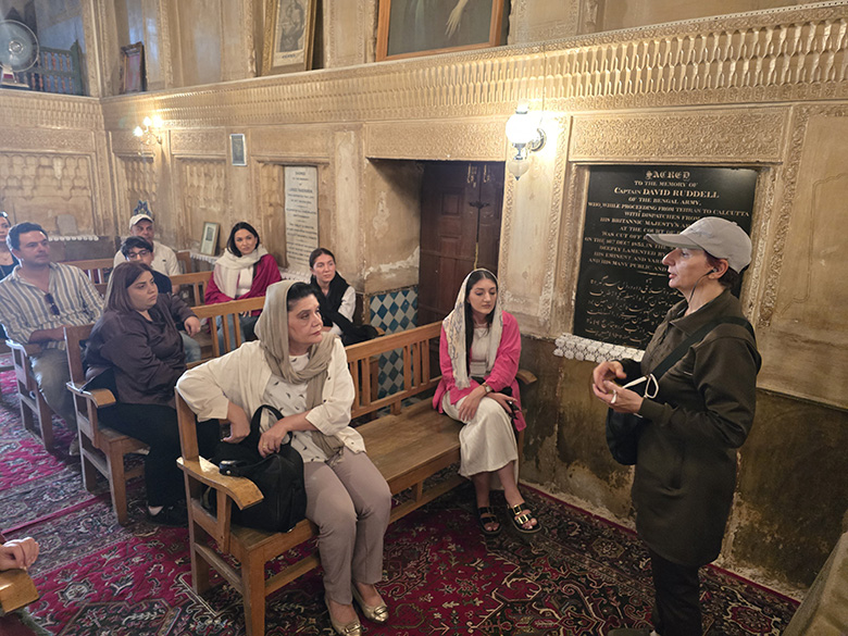 Այցելութիւն Շիրազի «Ս. Աստւածածին» եկեղեցի